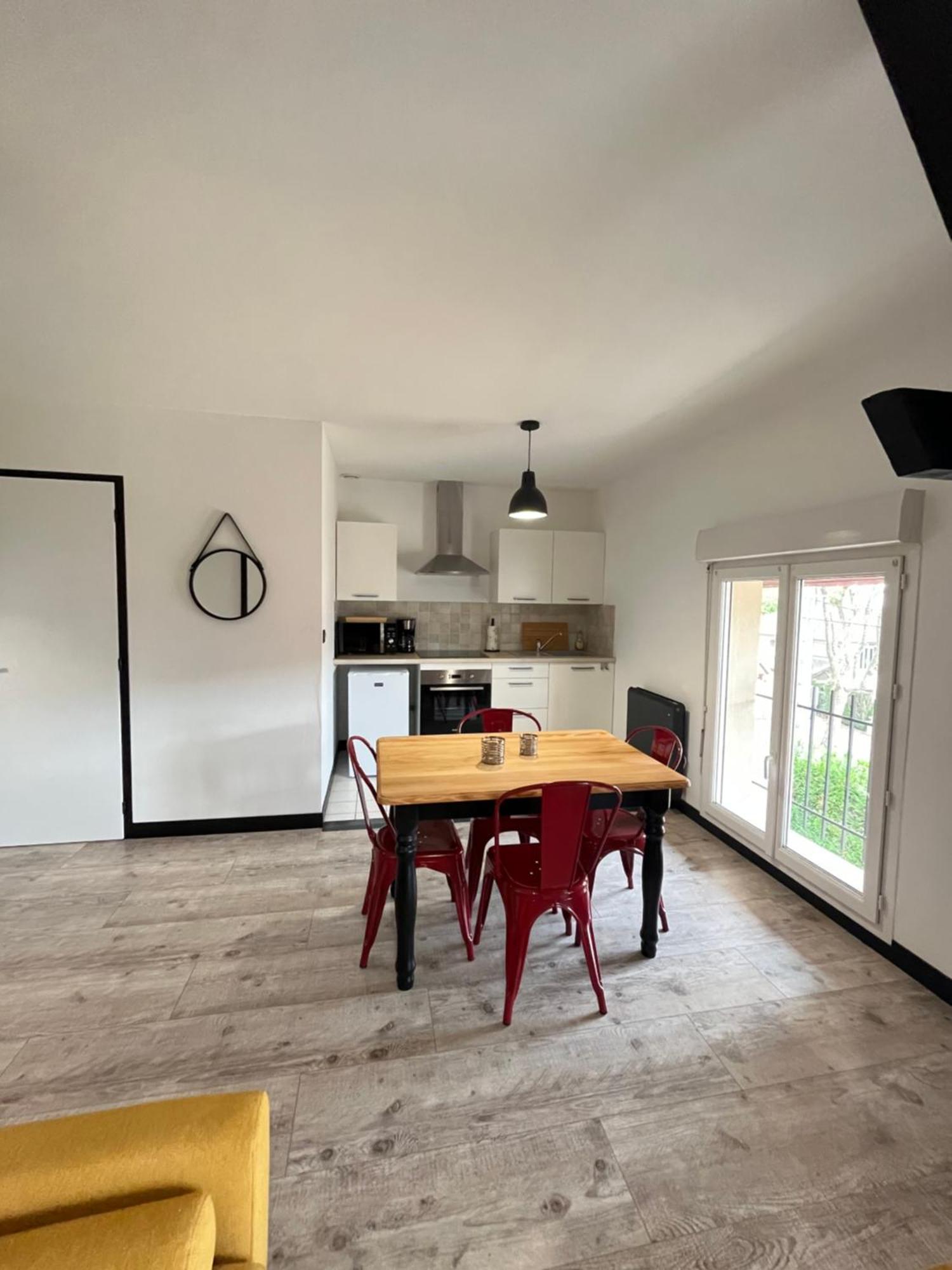 Alaimo Et Les2Roses Apartment Paray-le-Monial Bagian luar foto